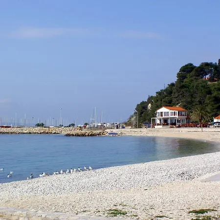 Apartment With Parking Space - 22841